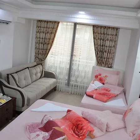 Sultanahmet Deluxe מלון 5*