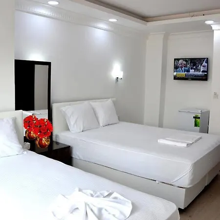 Sultanahmet Deluxe Hotel 5*