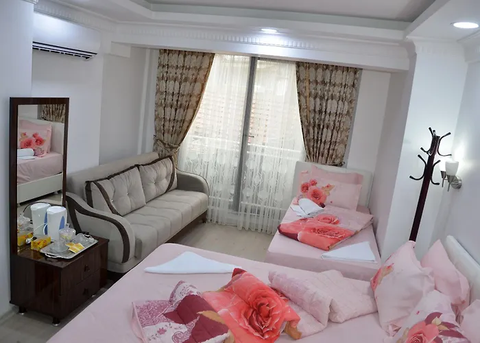 Sultanahmet Deluxe Hotel 5*